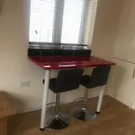 Garden Flat Near The Of