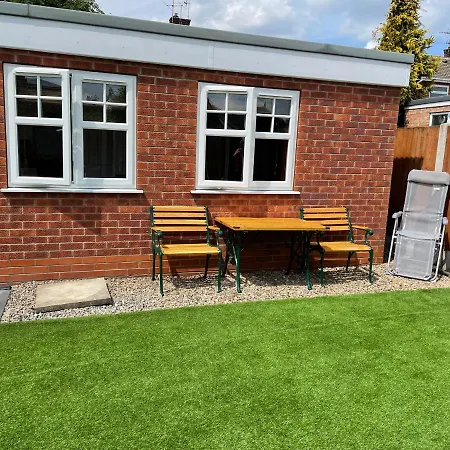 Holiday home Garden Flat Near The Of