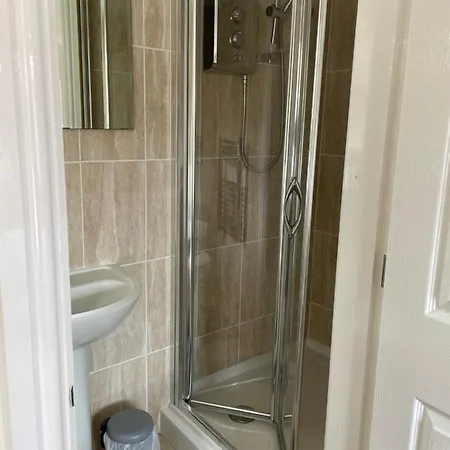 Garden Flat Near The Of Tatil Evi York