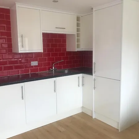 Holiday home Garden Flat Near The Of *