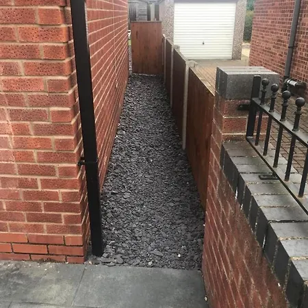 Holiday home Garden Flat Near The Of *